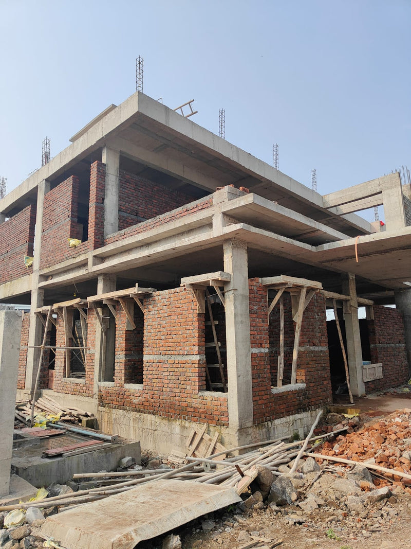 Lavish Bunglow, Kiwale